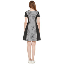 Load image into Gallery viewer, (PRE ORDER) Fia the Flip Dress
